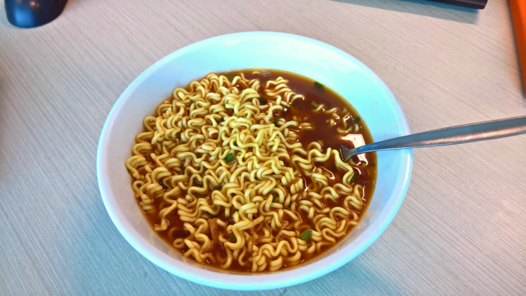 Paldo Namja Ramyun Fiery Garlic Taste